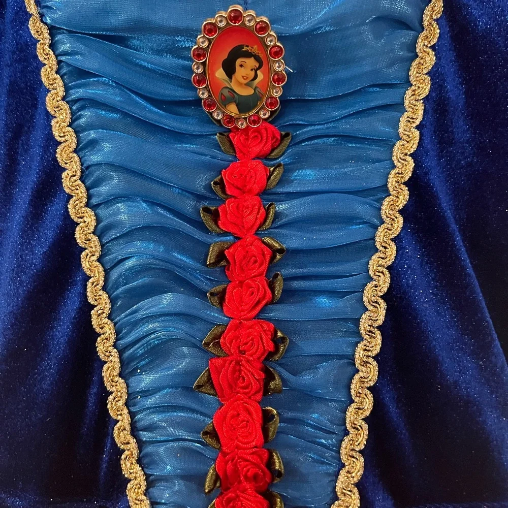 Snow White‎ costume dress